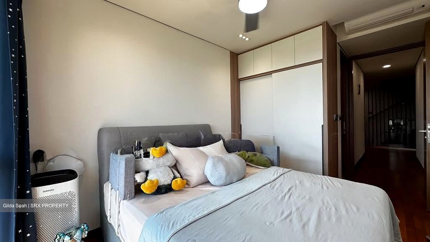 Frankel Estate (D15), Terrace #545955301